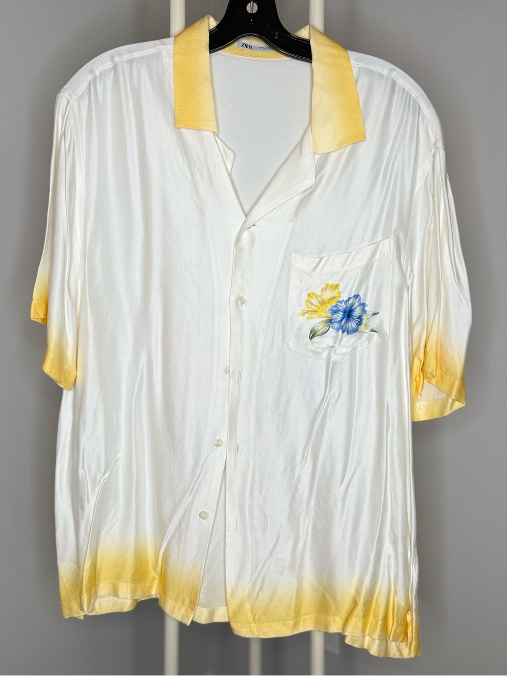 Zara White Silk Short-Sleeve Button-Down with Yellow Accents and Floral Pocket